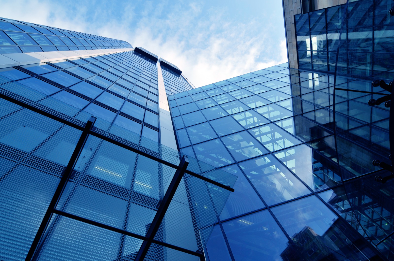 【专访】99499威尼斯动力彭强：在数字化转型的蹊径上，，，，99499威尼斯动力可以为企业做更多的事