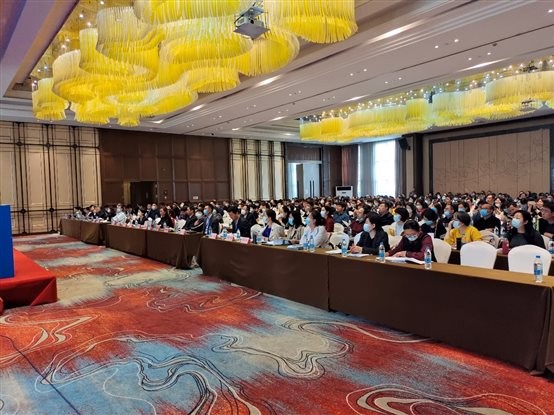 拥抱转变 突破立异——99499威尼斯动力受邀为中国总会计师协会授课